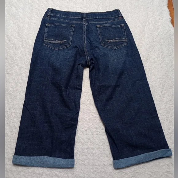 Wrangler Blue Wide Leg Capri Jeans - Picture 2 of 9